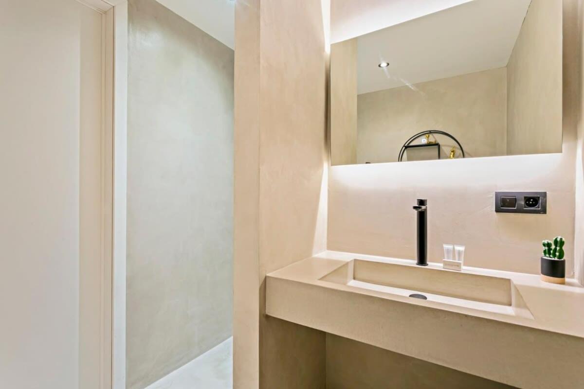 Huswell - Unique Apartment In The City-Center Of Knokke Buitenkant foto